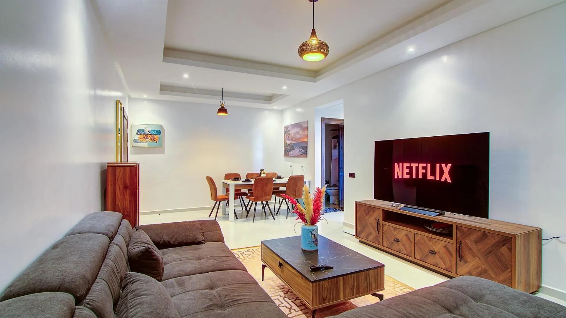 Modern Beachfront Apartment With Sea View 阿加迪尔