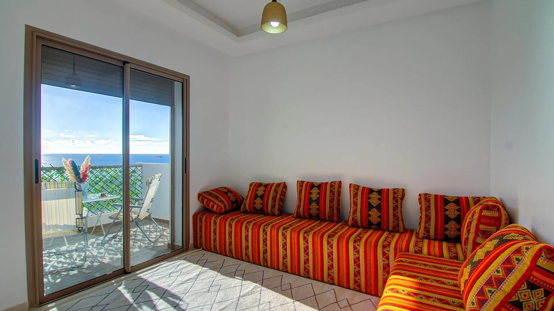Modern Beachfront Apartment With Sea View Αγκαντίρ 0*,